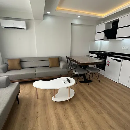 아파트 Merkez Luex Sifir Daire *