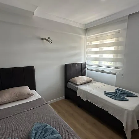 아파트 Merkez Luex Sifir Daire *