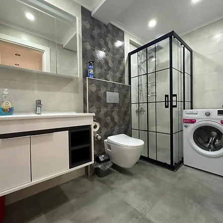 Merkez Luex Sifir Daire 아파트 페티예